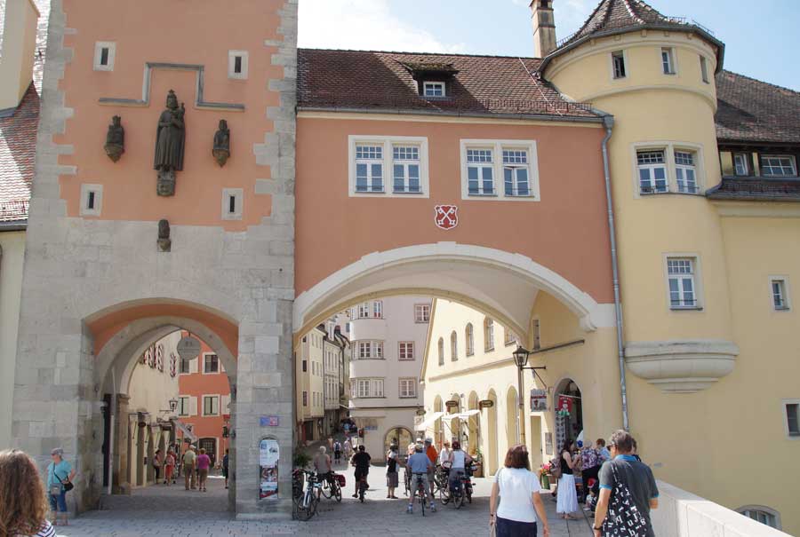 Museen in Regensburg - Brückentormuseum Museen in Regensburg - Brückentormuseum in Regensburg
